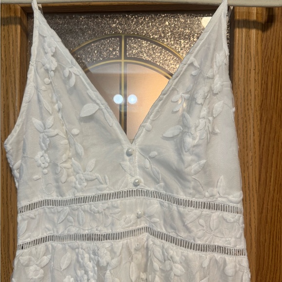 Simplee Apparel Ivory Lace V-Neck Maxi Dress Engagement Cottage Core Fairy - Picture 2 of 7